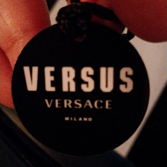 Versace change purse - Picture 5 of 6
